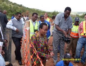 Executive Mayor Dr Gwen Ramokgopa visiting Soshanguve Turnkey project sites